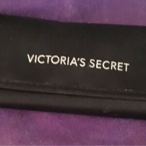 Victoria's Secret Pink Striped Brush Set